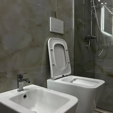 アパート Rajli's