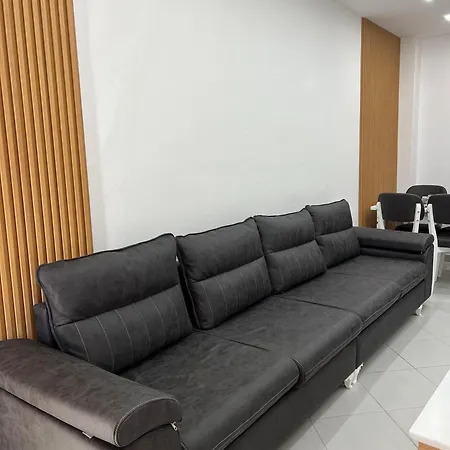 Rajli's Apartament *