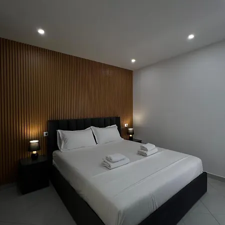 Rajli's Apartment *